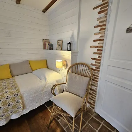 Bed & Breakfast Les De La Loge 3*