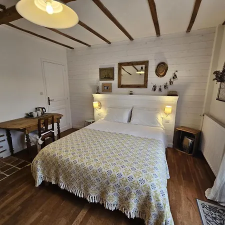 Bed & Breakfast Les De La Loge 3*