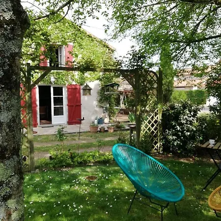Bed & Breakfast Les De La Loge 3*